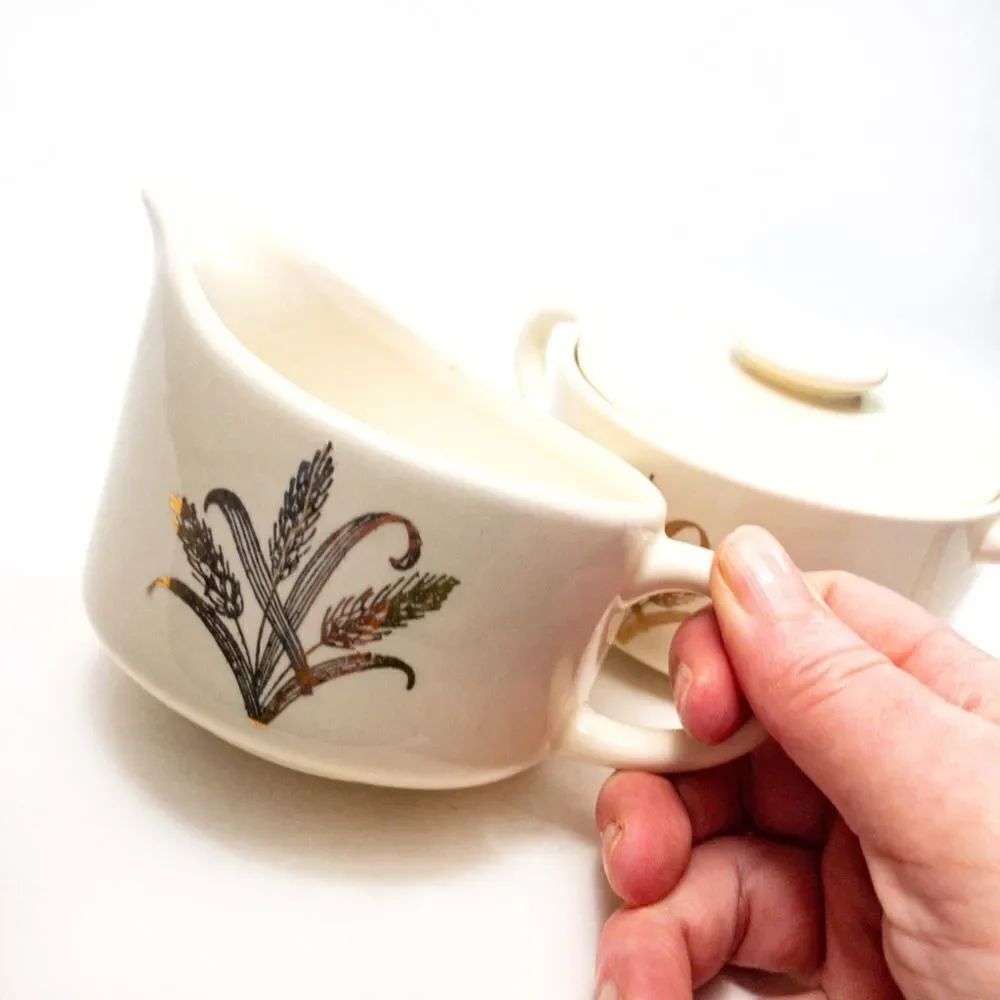 MCM Golden Wheat Creamer & Sugar w/ Lid